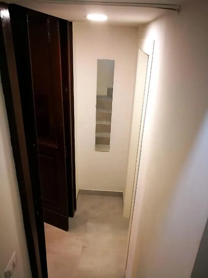 Dalila'S Apartments Naples Italy