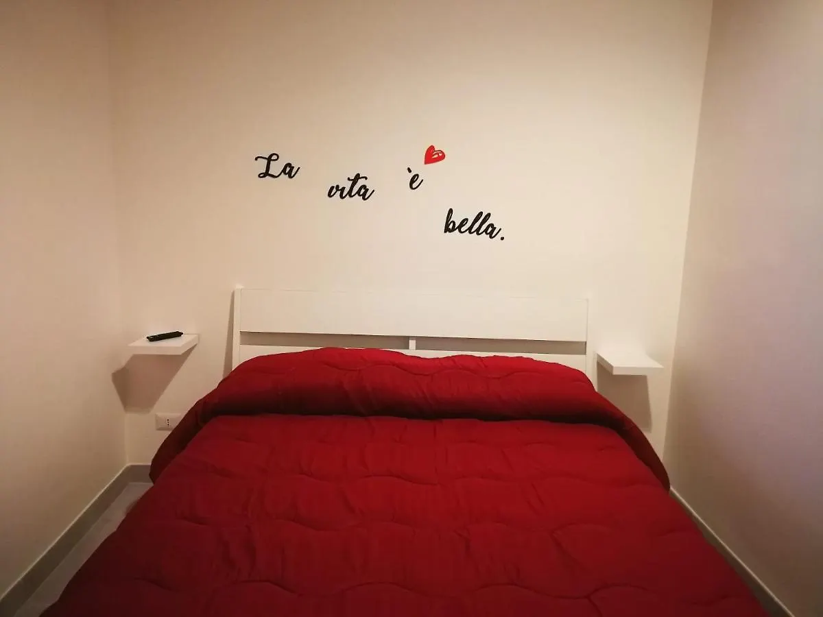 Dalila'S Apartments Naples 0*,  Italy