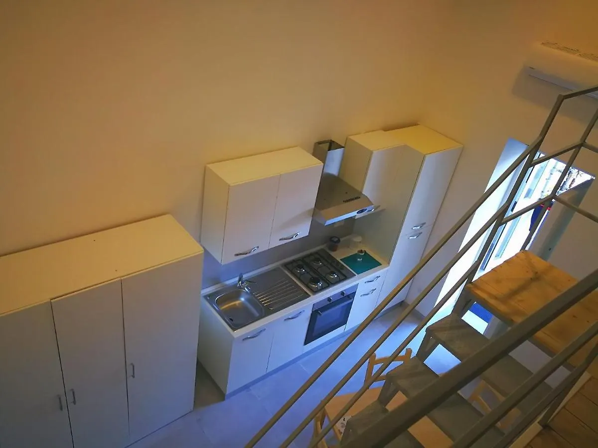 Dalila'S Apartments Naples 0*,