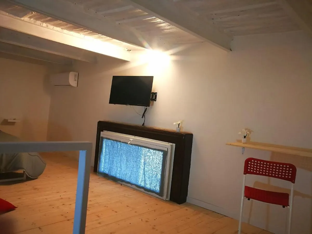 Dalila'S Apartments Naples Italy