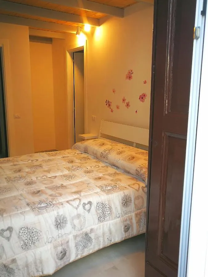 Dalila'S Apartments Naples 0*,  Italy